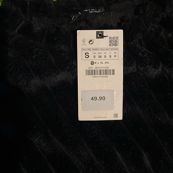 Zara black top, teddy bear style warm and cozy new with tags size small - Picture 2 of 3